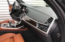 BMW X7 Base