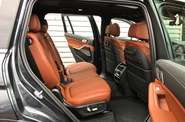 BMW X7 Base