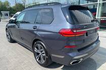 BMW X7 Base