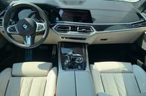 BMW X7 Base