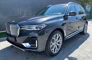 BMW X7 Base