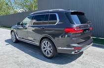 BMW X7 Base