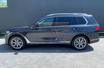 BMW X7 Base