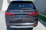 BMW X7 Base