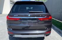 BMW X7 Base