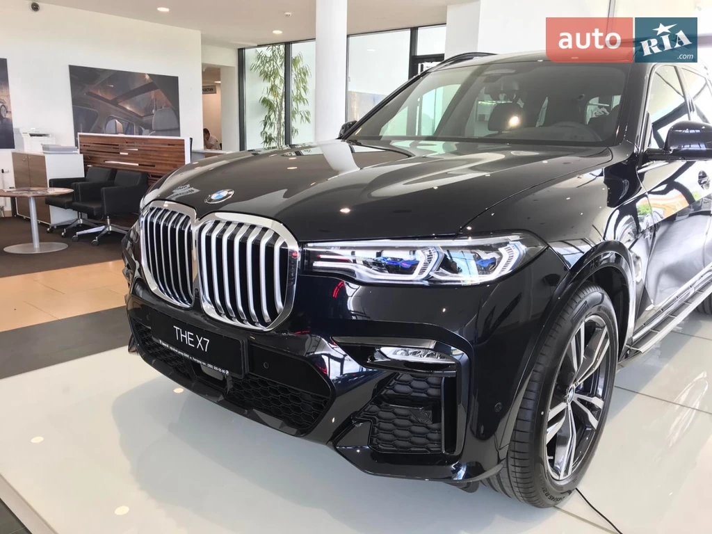 BMW X7 Base