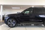 BMW X7 Base