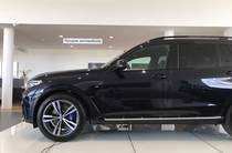 BMW X7 Base