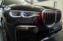 BMW X7 Base