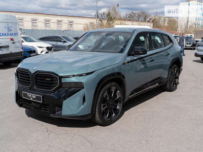 BMW XM Base 4.4 PHEV Steptronic (650 к.с.) xDrive 2023