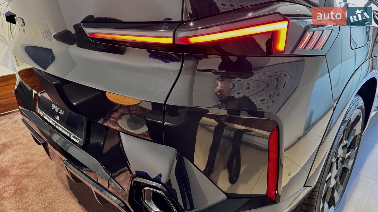 BMW-4