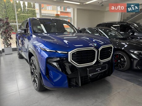 BMW XM 2025