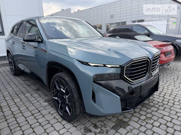 BMW XM 2025