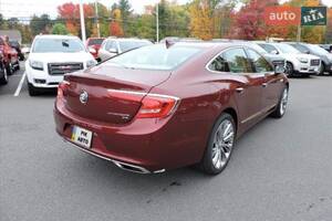 BUICK LaCrosse 2018 года