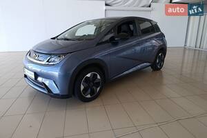 BYD Dolphin Fashion Edition