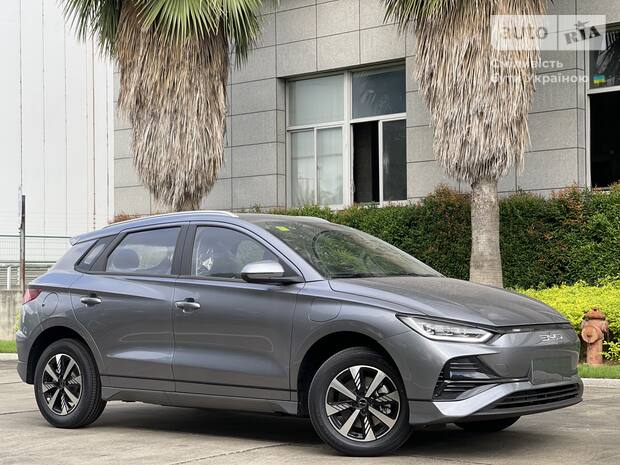 BYD E2 2025