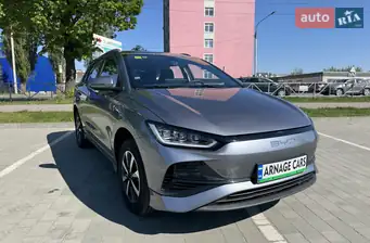 BYD E2