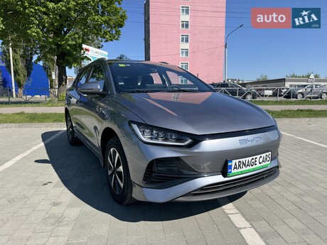 BYD E2 2025