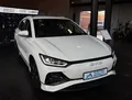 BYD E2
