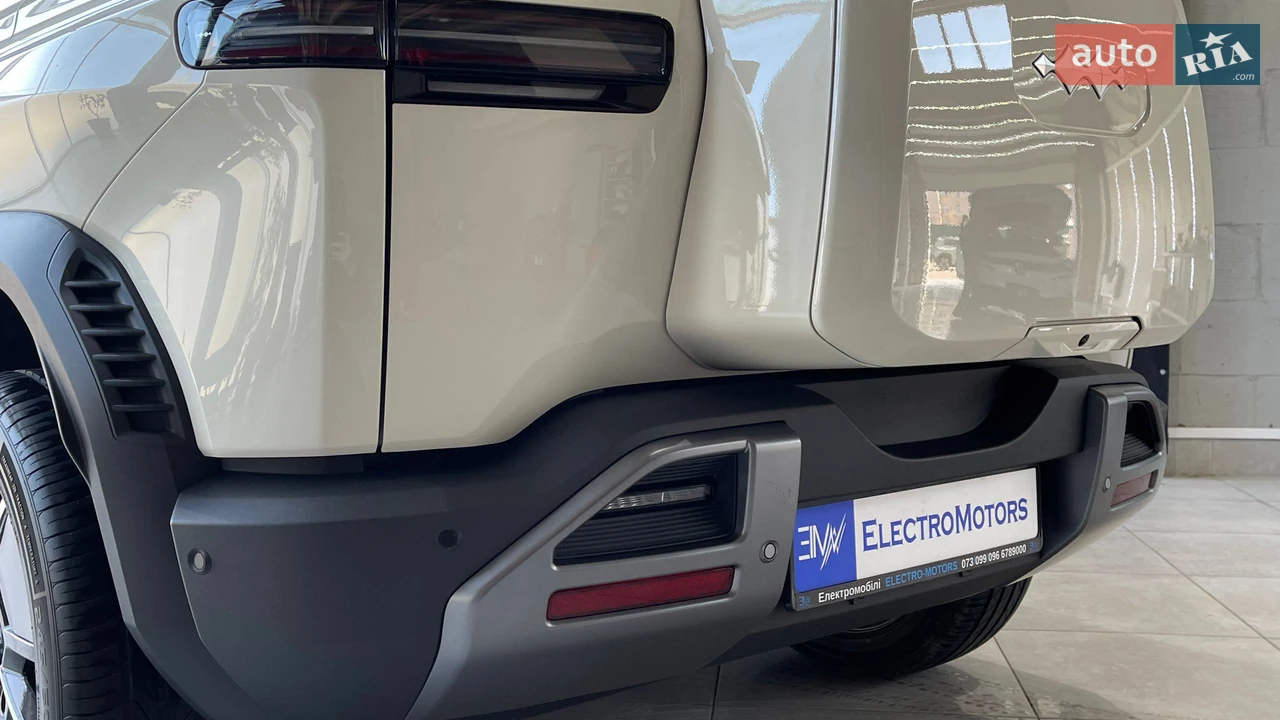 BYD-8