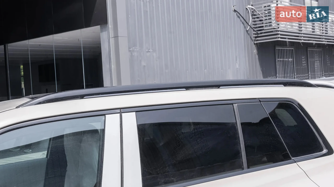 BYD-12