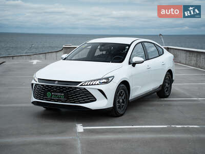 BYD Qin Plus 2025 Leading