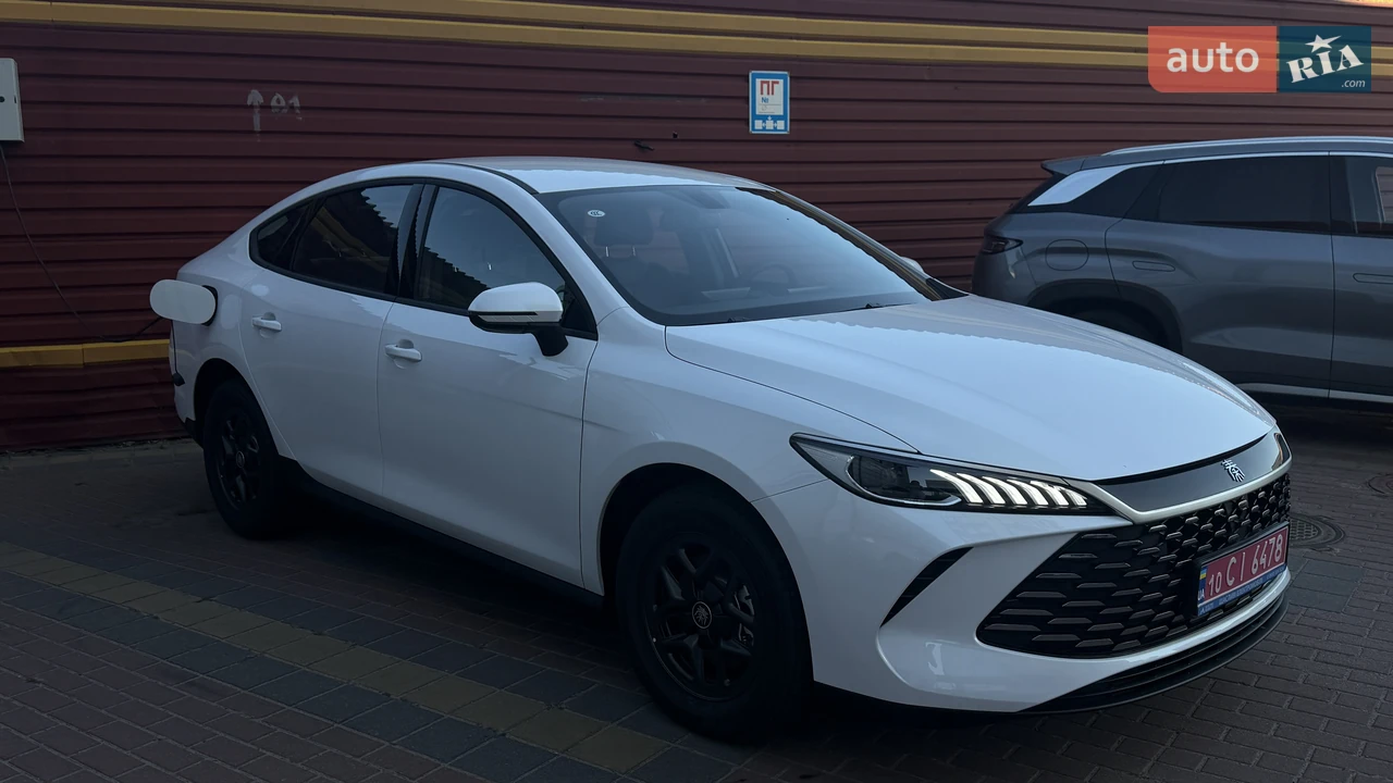 BYD Qin Plus Leading