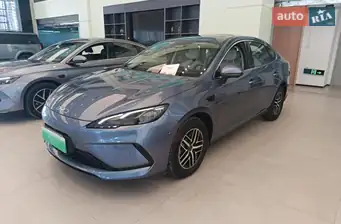 BYD Seal 05