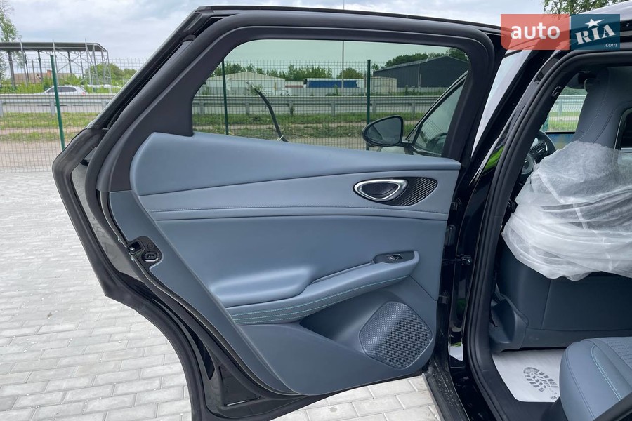 BYD Seal 06 GT - фото 18