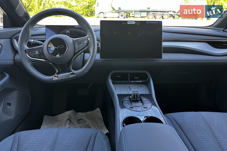 BYD Seal 06 GT - фото 12