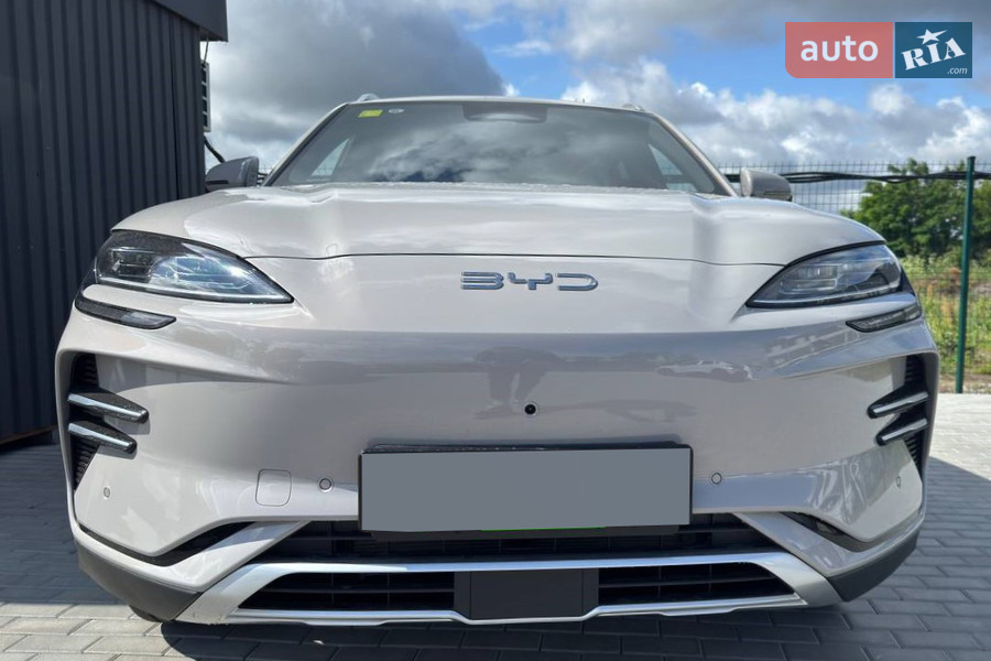 BYD Song Plus - фото 2