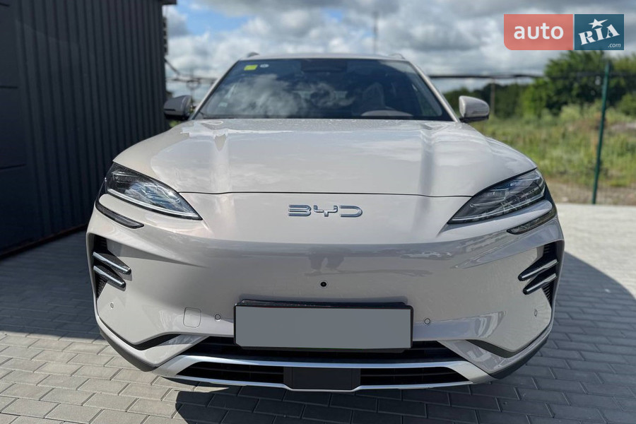 BYD Song Plus - фото 1