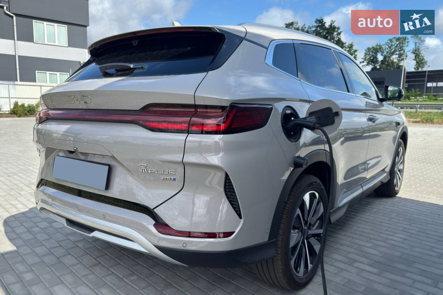 BYD Song Plus - фото 5