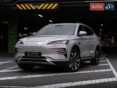 BYD Song Plus 2025 Flagship