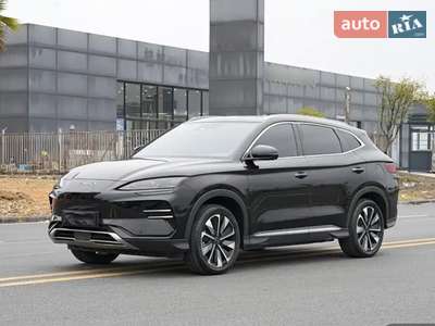 BYD Song Plus 2025 Flagship