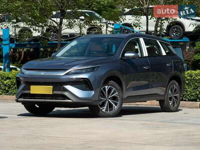 BYD Song Pro 2025 Leading