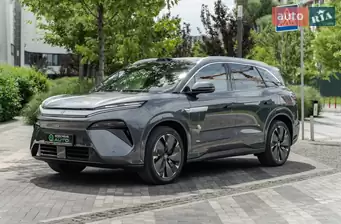 BYD Tang L