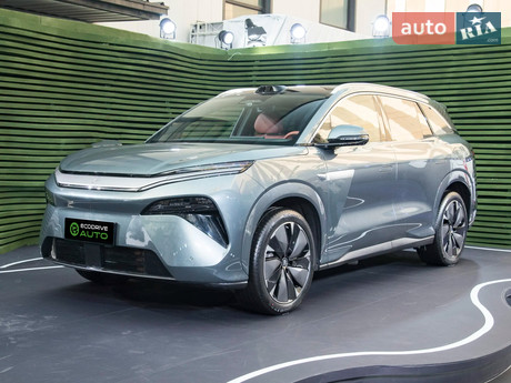 BYD Tang L 2025