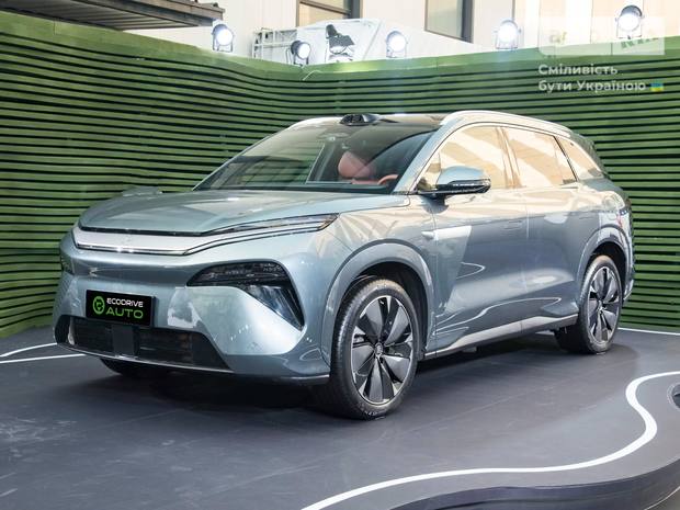BYD Tang L 2025