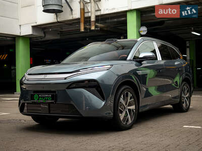 BYD Tang L Flagship DM-p 1.5T AT (490 к.с.) 4WD 2025