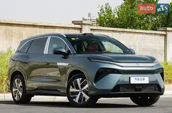 BYD Tang L