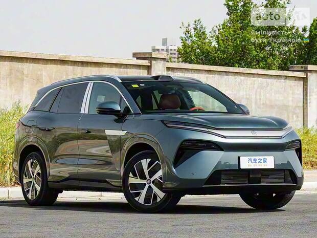 BYD Tang L 2025