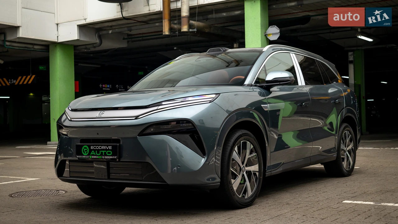 BYD Tang L Flagship