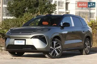 BYD Tang L