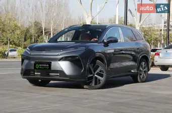 BYD Tang L