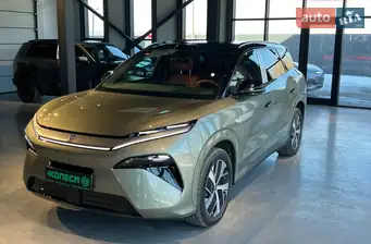 BYD Tang L