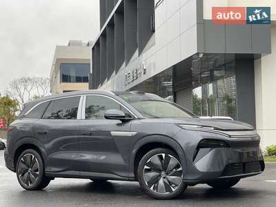 BYD Tang 2025 LiDAR Flagship