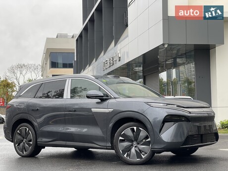 BYD Tang 2025