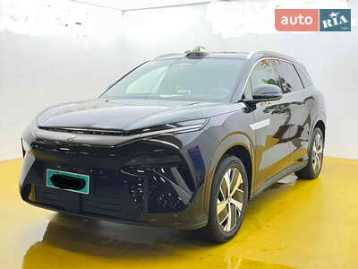 BYD Tang 2025 Flagship