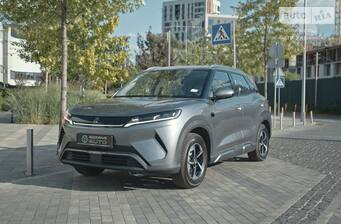 BYD Yuan Up 2025 Leading